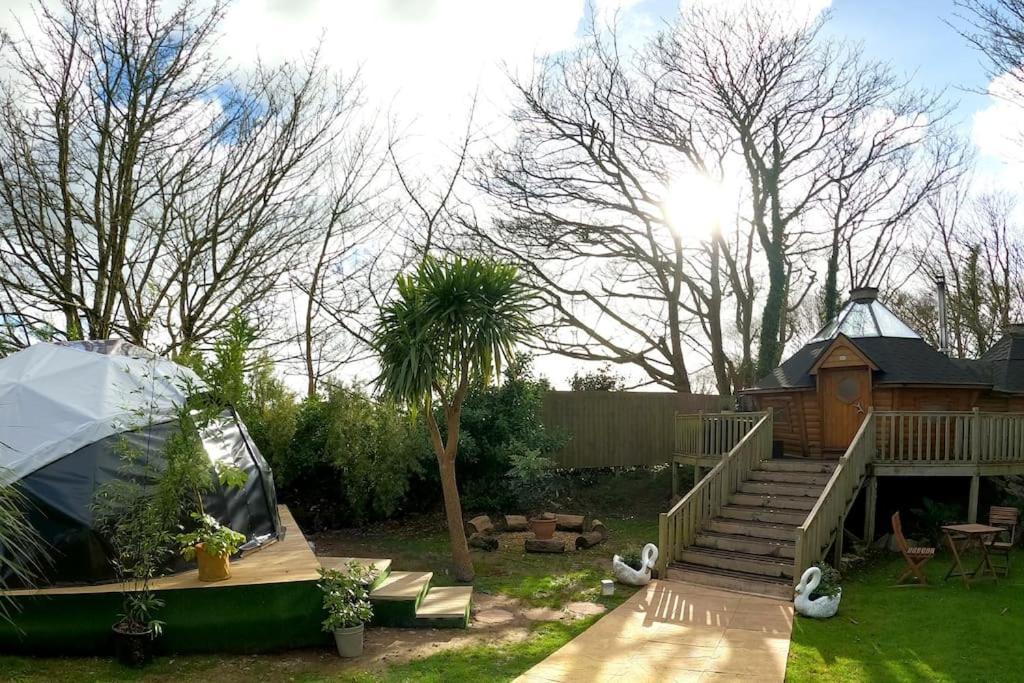 Romantic Treehouse With Hot Tub & Bbq Lodge Praze an Beeble Extérieur photo